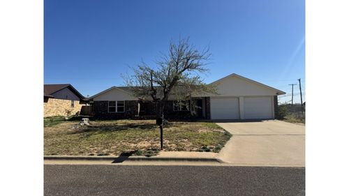 4004 Vicky St, Big Spring, TX, 79720-7020 | Card Image