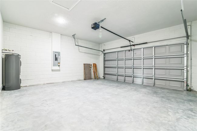 Garage | Image 14