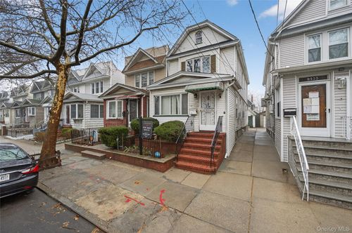 8931 85th St, Woodhaven, NY, 11421-2543 | Card Image