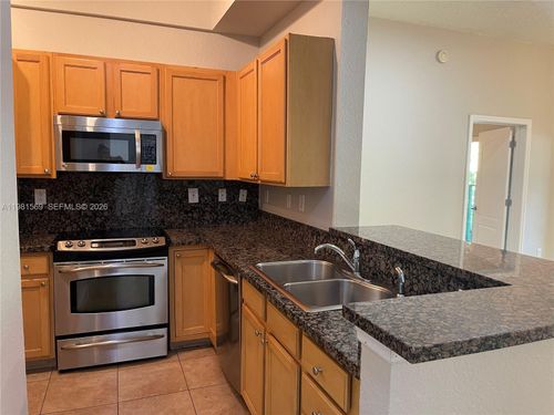 apt-130-6001 70th St, South Miami, FL, 33143-3434 | Card Image