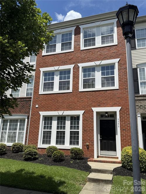9956 Kings Parade Blvd, Charlotte, NC, 28273-5608 | Card Image