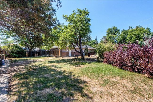 1 Lansing St, Home with 12 bedrooms, 8 bathrooms and 11 parking in Aurora CO | Image 35