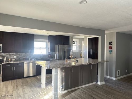 966 Mill St, Ely, NV, 89301-2107 | Card Image