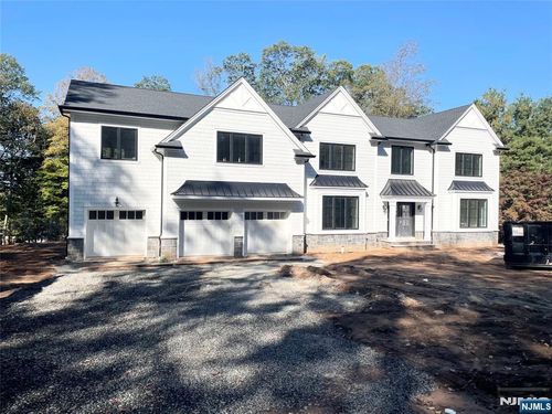 26 Huff Ter, Montvale, NJ, 07645-1037 | Card Image