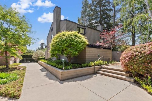 2142 Sand Hill Rd, Menlo Park, CA, 94025 | Card Image