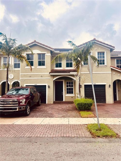 1429 Se 26th Ave, Homestead, FL, 33035-2120 | Card Image