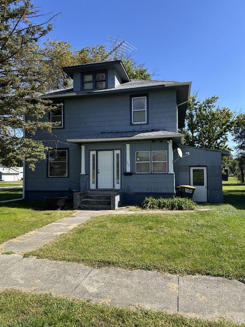302 S Lucas, Eagle Grove, IA, 50533 | Card Image