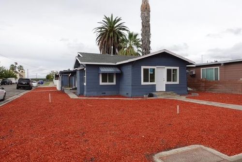 6043 Juanche Ave, Tranquillity, CA, 93668-7210 | Card Image