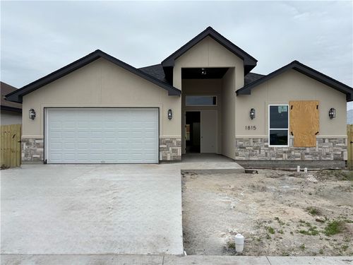 1815 Spoonbill Dr, Portland, TX, 78374-1819 | Card Image