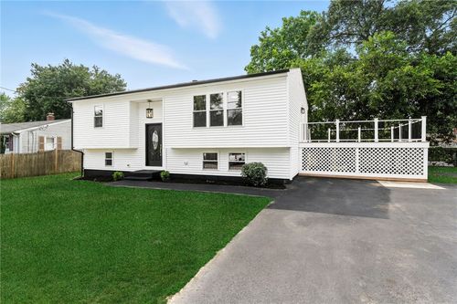 73 Ormsby Ave, Warwick, RI, 02886-9621 | Card Image