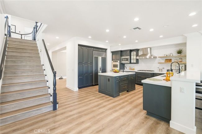 20112 Via Cellini, House other with 4 bedrooms, 5 bathrooms and 3 parking in Porter Ranch CA | Image 17