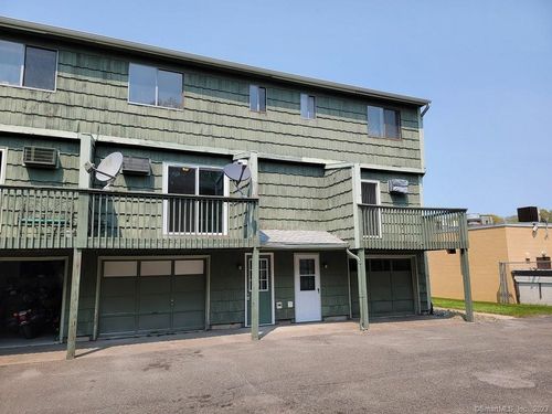 apt-5-2-1400 Meriden Rd, Waterbury, CT, 06705-3652 | Card Image
