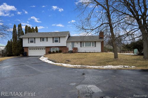 656 Wadhams Rd, Kimball, MI, 48074-3717 | Card Image