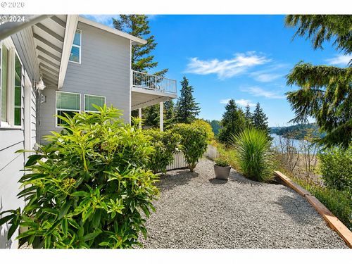311 Council Hill Rd, Lakeside, OR, 97449-9648 | Card Image