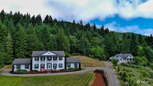 12832 Hunter Rd Sw, Rochester, WA, 98579-9654 | Card Image