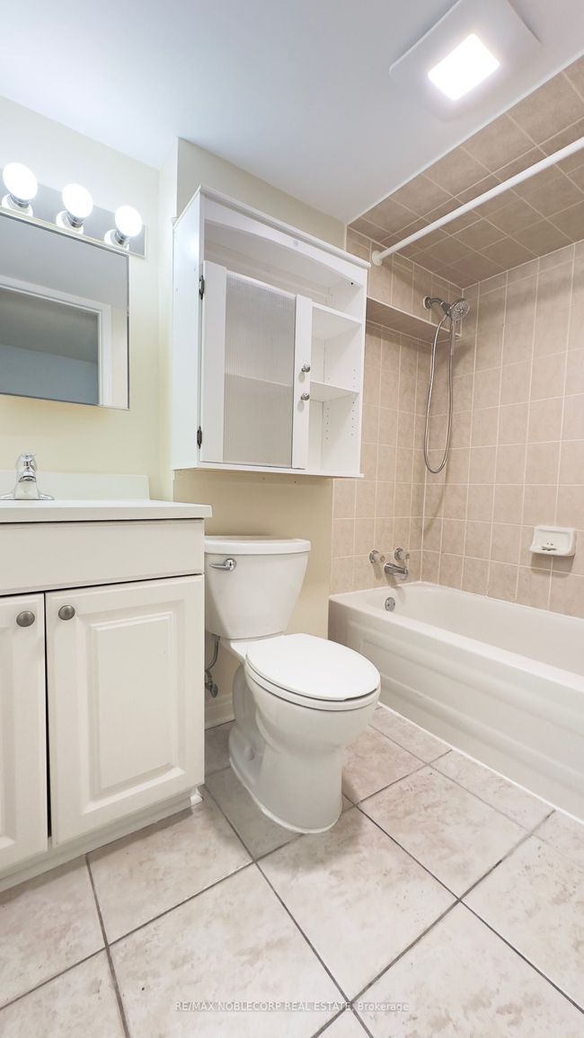 188 View Crt North, House other with 1 bedrooms, 1 bathrooms and 2 parking in Vaughan ON | Image 8