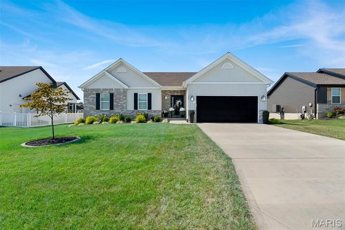 522 Clarks Xing, Moscow Mills, MO, 63362-1240 | Card Image