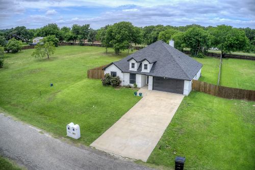 10605 Lago Vis, Quinlan, TX, 75474-5738 | Card Image