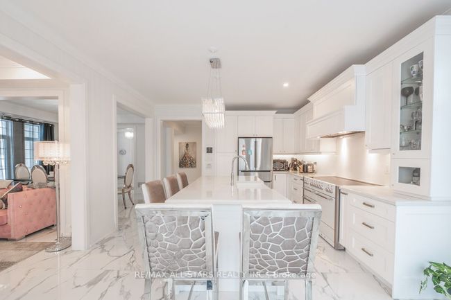 44 Bromont Dr, House other with 4 bedrooms, 4 bathrooms and 4 parking in Millbrook ON | Image 10