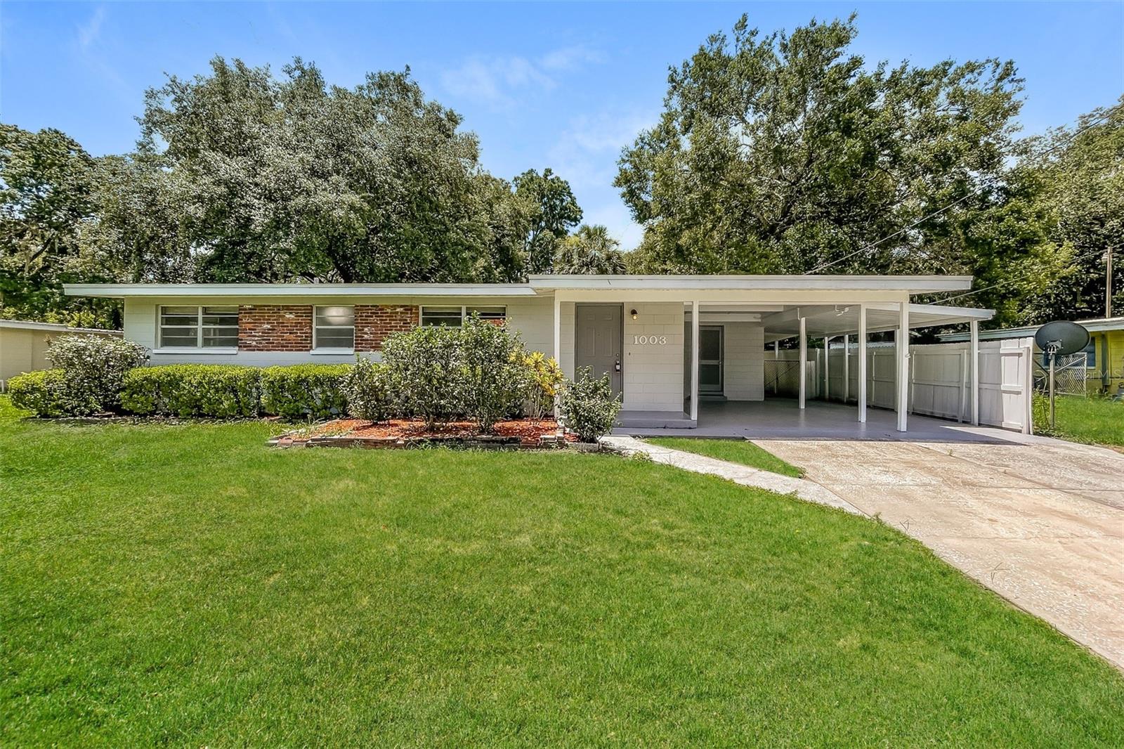Barbour Dr, Plant City, FL 33563