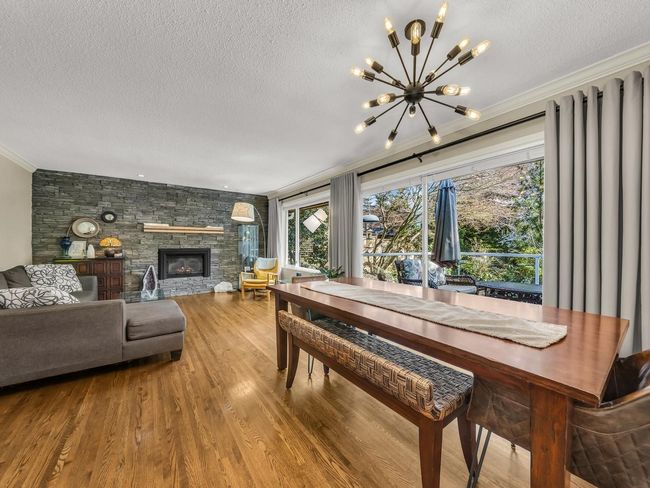 4422 Mountain Highway, House other with 5 bedrooms, 3 bathrooms and 2 parking in North Vancouver BC | Image 7