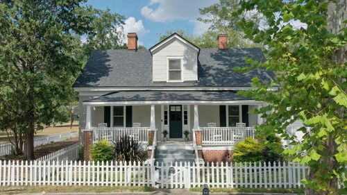 102 Edgefield Ave Ne, Aiken, SC, 29801-4418 | Card Image