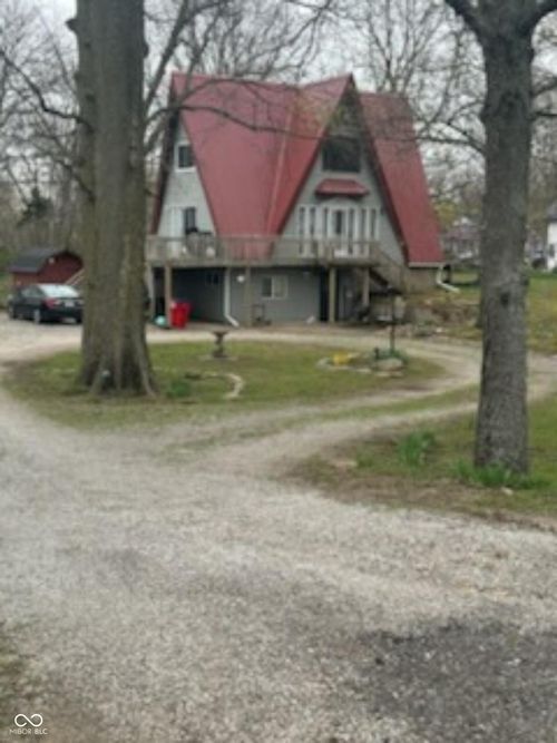 112 N 8th St, Cayuga, IN, 47928-8277 | Card Image