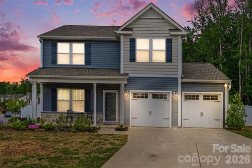103 Trissy Ct, Statesville, NC, 28625-8412 | Card Image