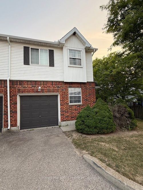 1-185 Highland Cres, Kitchener, ON, N2M5P8 | Card Image