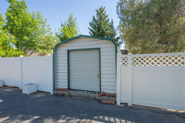 16160 Plateau Cir, House other with 5 bedrooms, 4 bathrooms and null parking in Redding CA | Image 60