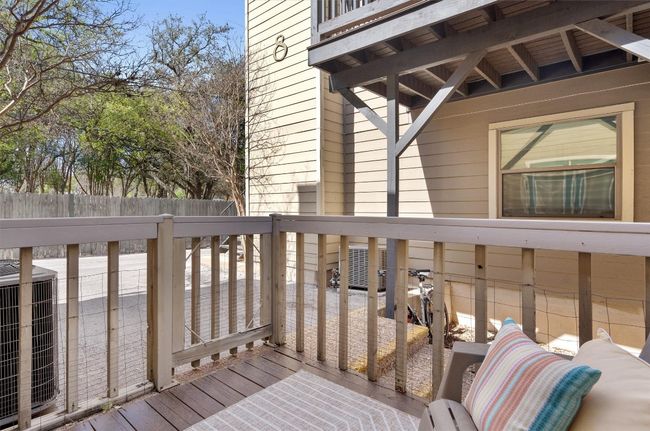 The private deck is ideal for entertaining and enjoying outdoor meals with friends and family. | Image 25
