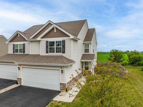 1212 Fawnlily Cir, Joliet, IL, 60431-8061 | Card Image