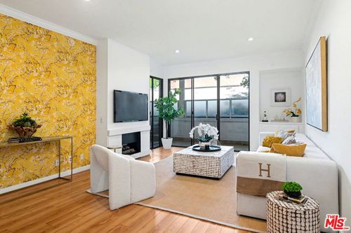 207-2276 S Beverly Glen Blvd, Los Angeles, CA, 90024-2615 | Card Image