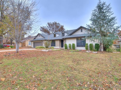 517 Meadowood Dr, Broken Arrow, OK, 74011-8612 | Card Image