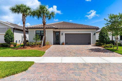 519 Se Villandry Way, Port St. Lucie, FL, 34984-6683 | Card Image