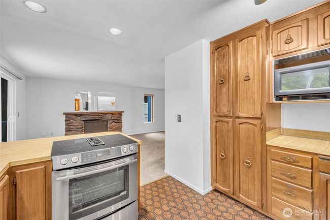 20814 28 Th Ave Se, House other with 3 bedrooms, 3 bathrooms and 2 parking in Bothell WA | Image 15