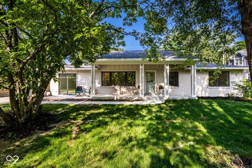 650 Mulberry St, Zionsville, IN, 46077-1125 | Card Image