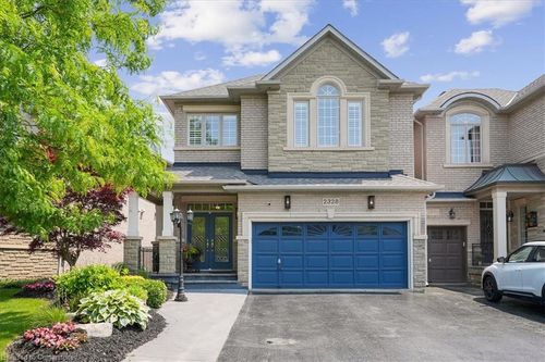2328 Woodfield Rd, Oakville, ON, L6H6Y6 | Card Image