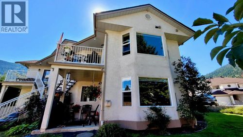 428 Beasley Cres W, Nelson, BC, V1L5Y4 | Card Image