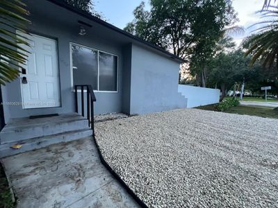 1000 Ne 131st St, House other with 4 bedrooms, 2 bathrooms and null parking in North Miami FL | Image 1