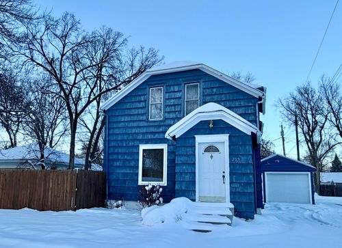 209 10th Ave Se, ABERDEEN, SD, 57401-6143 | Card Image