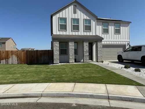7400 Carambola Pl, Bakersfield, CA, 93313-9200 | Card Image