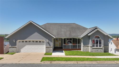 106 S 2nd St, ALMA, WI, 54610-7763 | Card Image