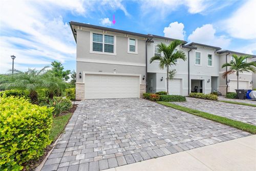 2905 Olivia Avenue, Lauderdale Lakes, FL, 33311 | Card Image