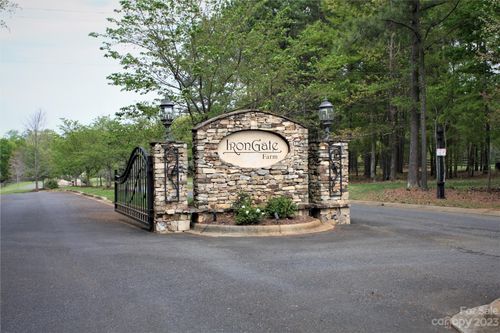 16-844 Bellegray Rd, Clover, SC, 29710-6717 | Card Image