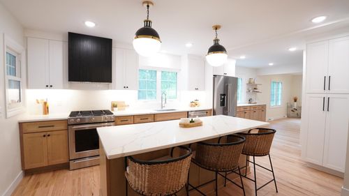 5317 Maddox Ln, Edina, MN, 55436-2604 | Card Image
