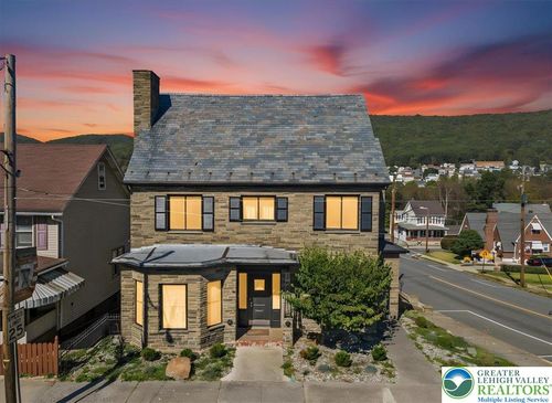 2 W Catawissa St, Nesquehoning, PA, 18240-1509 | Card Image