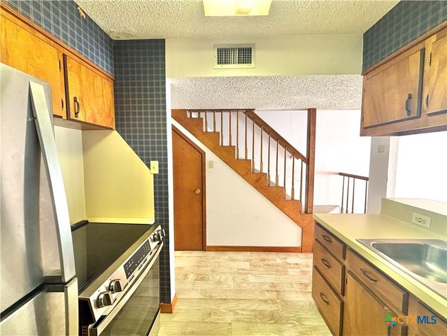 13 Pirates Cv, Condo with 3 bedrooms, 3 bathrooms and null parking in Port O Connor TX | Image 6