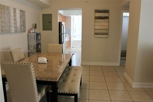 304-2501 Sw 37th Ave, Miami, FL, 33133-2045 | Card Image
