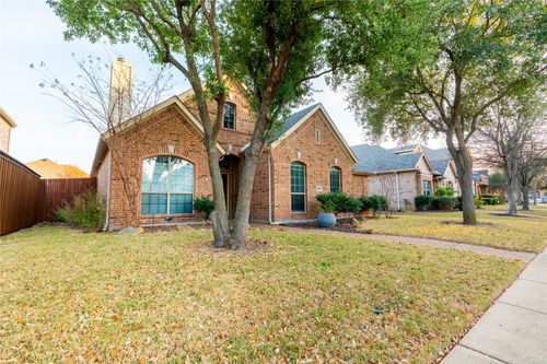 935 Panther Ln, Allen, TX, 75013-4879 | Card Image